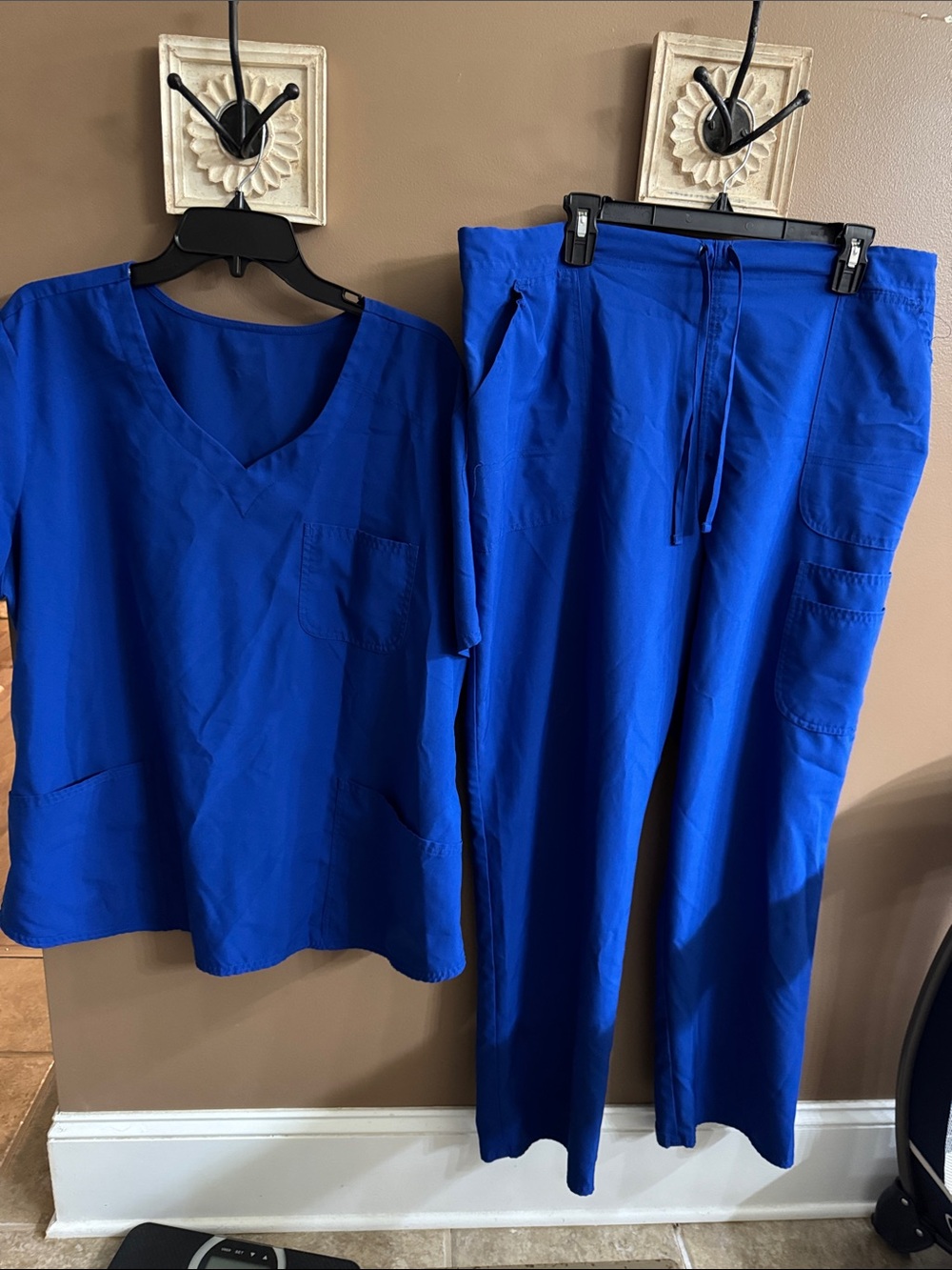 Women's Straight Leg Scrub Pants in Royal Blue